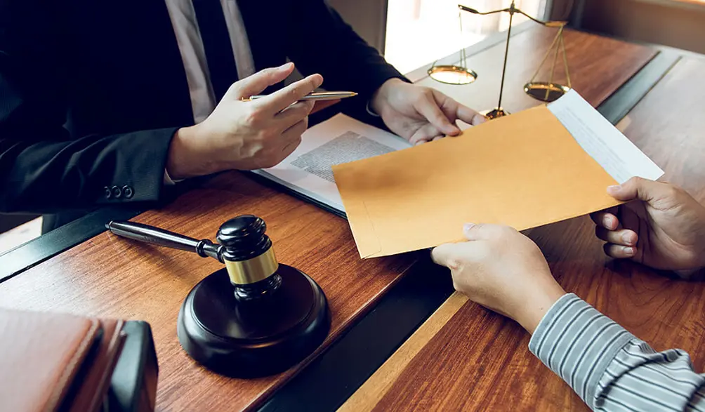 وکیل ایرانی