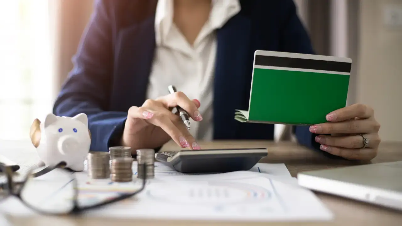 آیا امکان مسدود کردن حساب بانکی شوهر برای مهریه وجود دارد؟ ۷