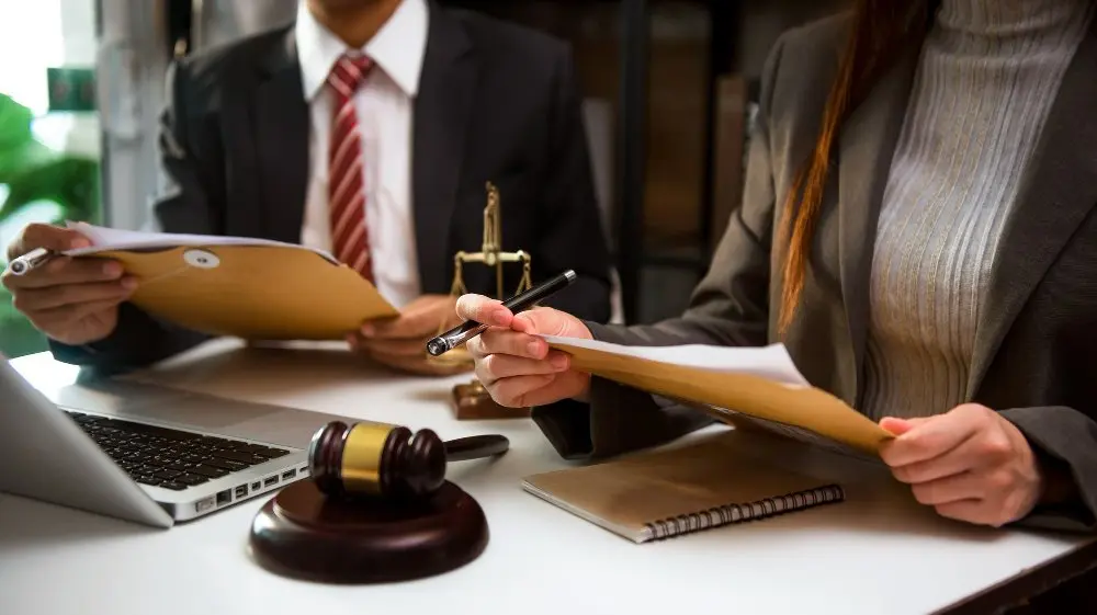 وکیل قرارداد 