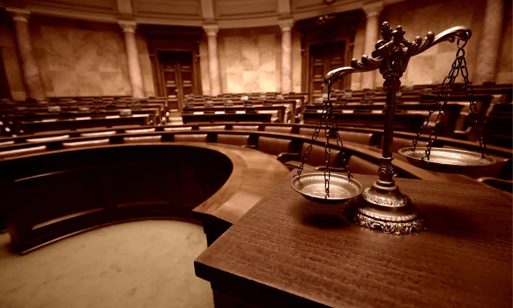 وکیل دیوان عدالت اداری